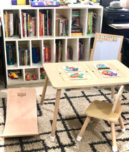 Load image into Gallery viewer, trav sensory table with chair