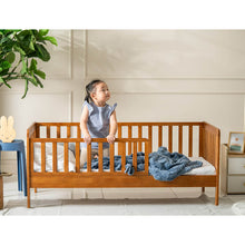 Load image into Gallery viewer, stellan toddler and pull-out bed in walnut